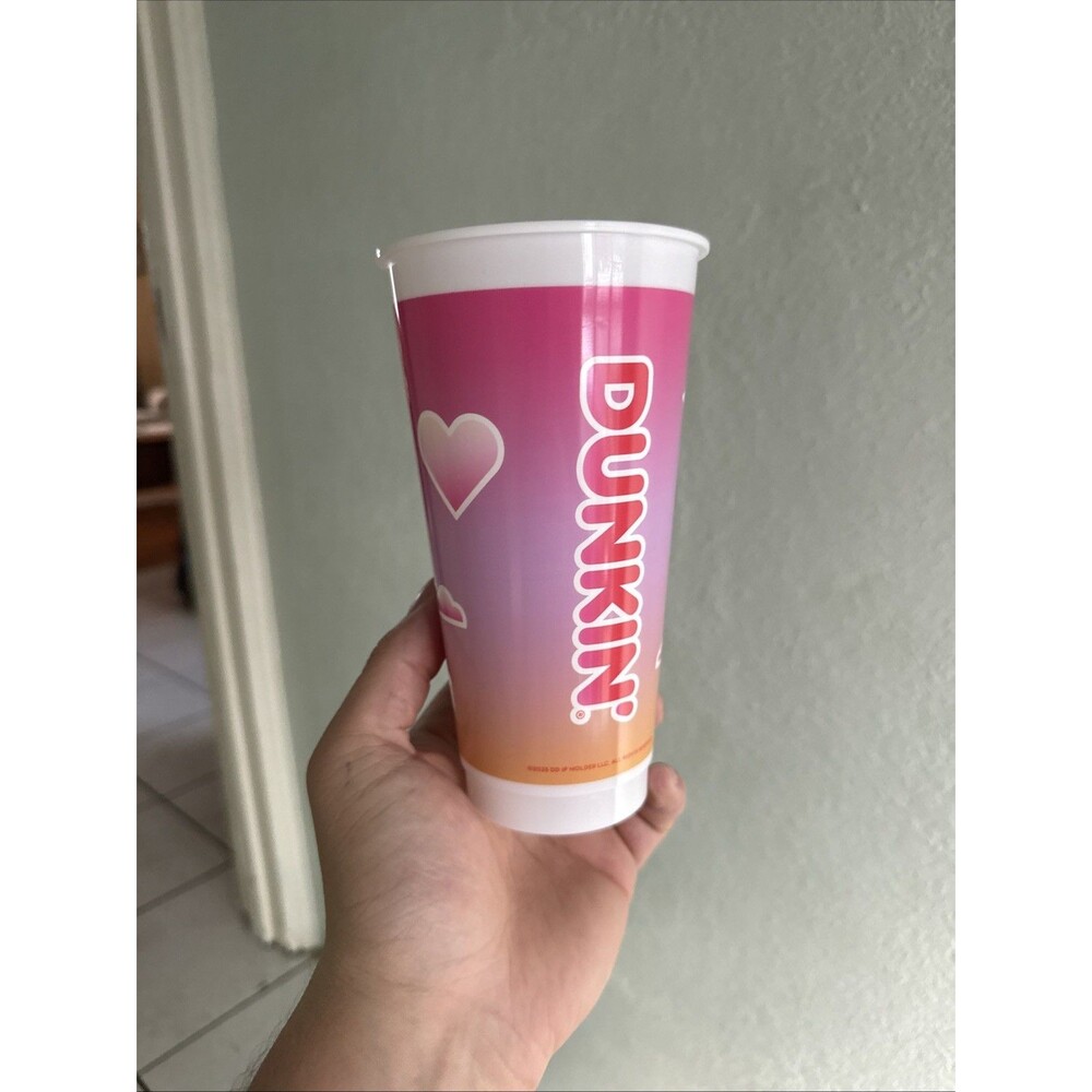 Dunkin’ x Sabrina Carpenter 2025 Collab Plastic Cup – Limited EditionCollectible